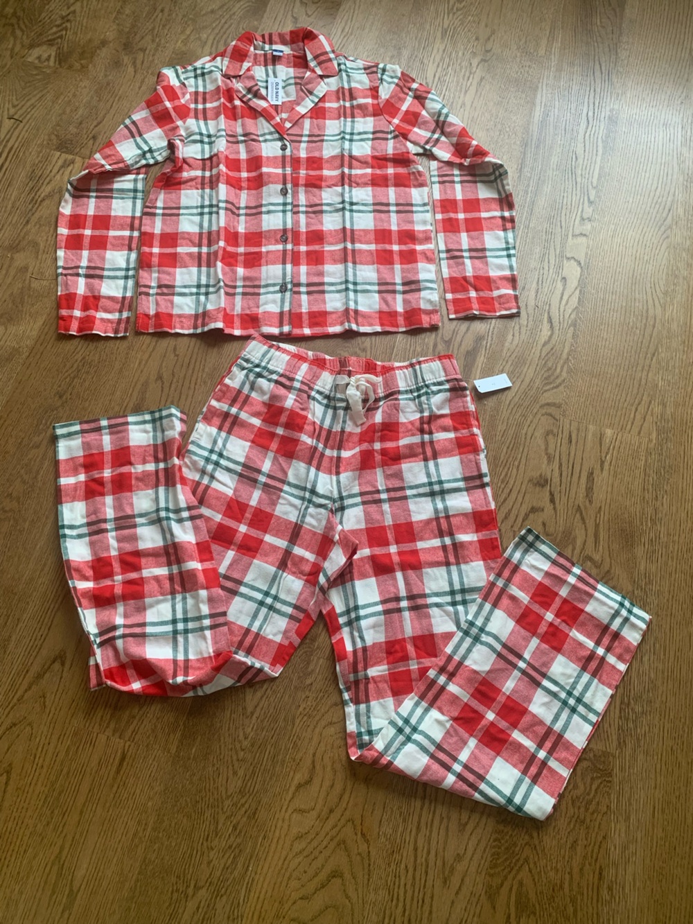 Old Navy Red, Green and White Plaid flannel pajama set